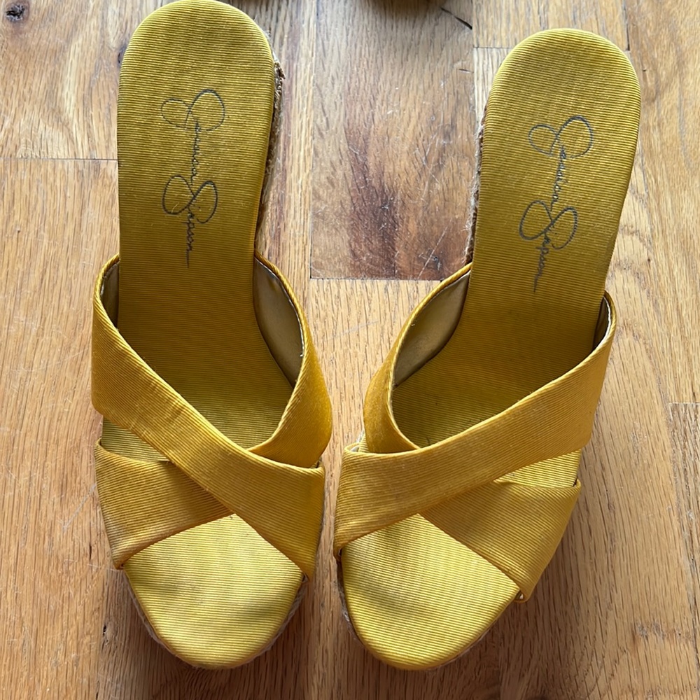 Jessica Simpson, yellow wedge sandal, size 8